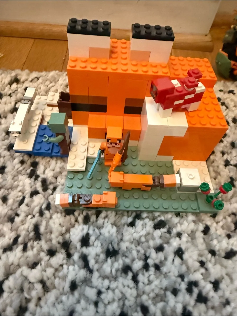 Lego Minecraft Orange and White Fox Family Build Set